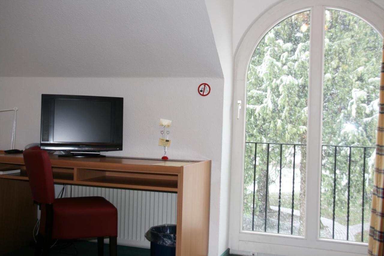 Etelsen Gaestehaus Schlossgarten מראה חיצוני תמונה